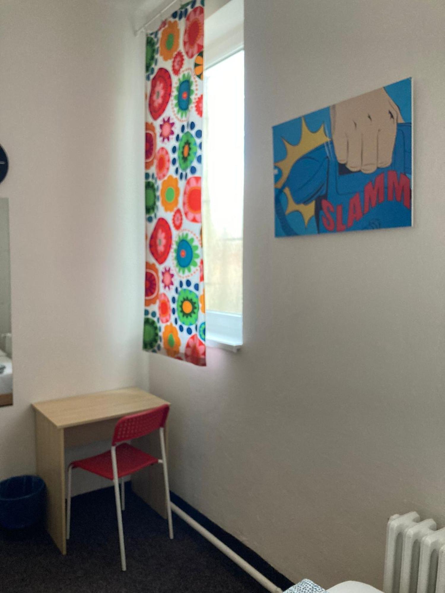Hostel Praha Ladvi ภายนอก รูปภาพ